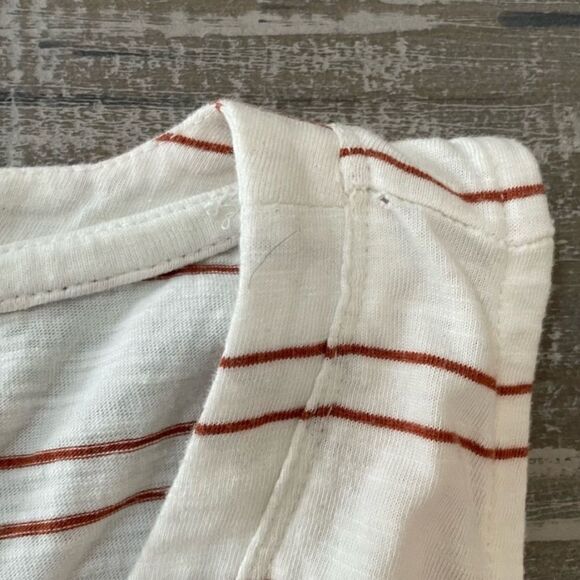 Maeve by ANTHROPOLOGIE White with brown stripes Alayne handkerchief Tunic Tank - Picture 3 of 6